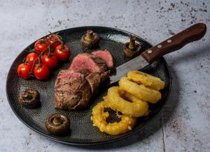 Pinehurst Lodge Hotel,Dyce>>Aberdeen,3 star