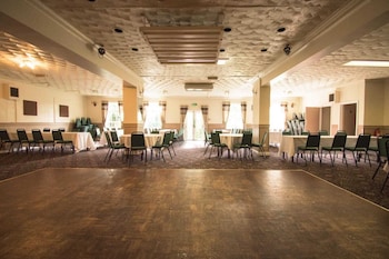 Pinegrove Hotel,Cumbria>>Carlisle,3 star