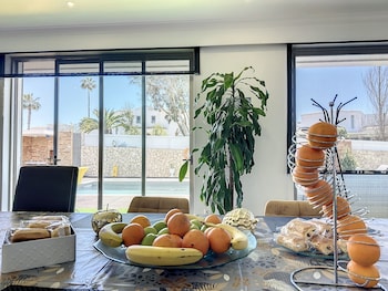 aparts and suites summer cascade alvor