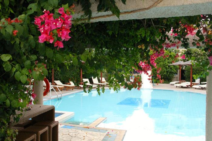 peridis family resort