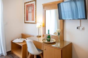 peridis family resort