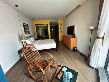 apec mui ne sg happy house