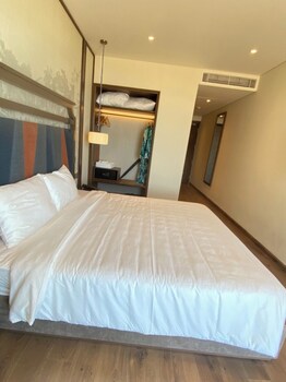 apec mui ne sg happy house