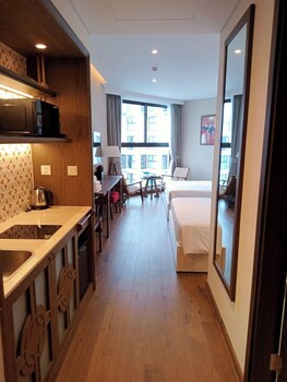 apec mui ne sg happy house