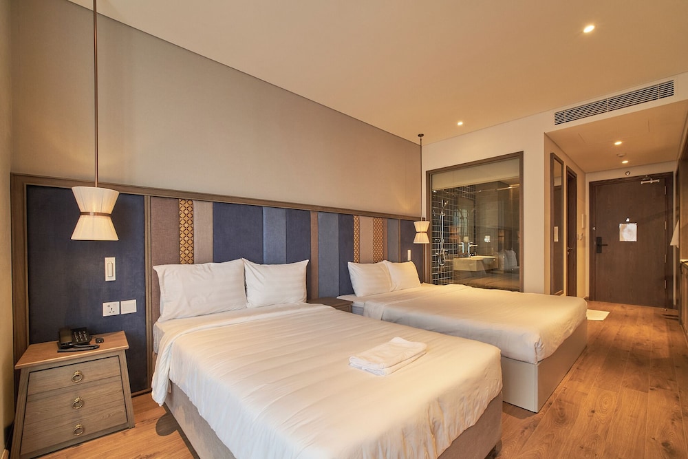 apec mui ne sg happy house