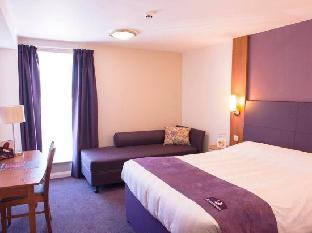 premier inn burnley