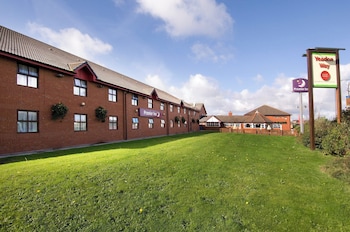 premier inn blackpool beach