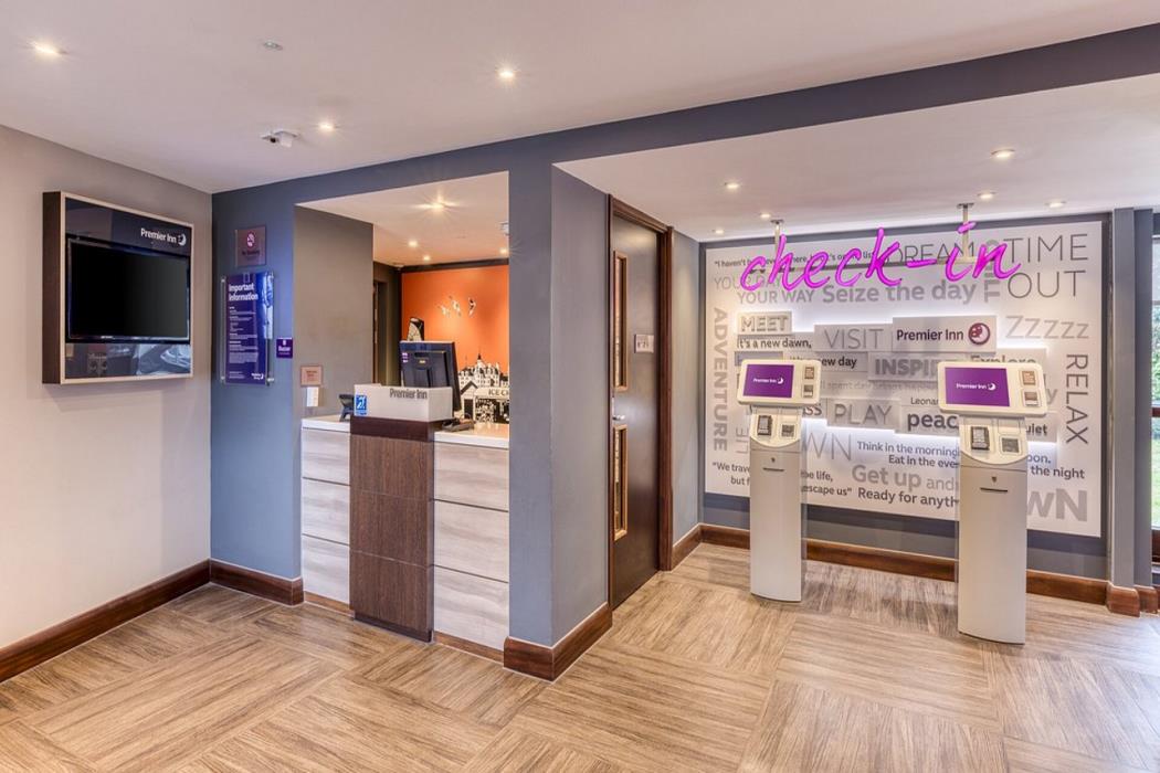 premier inn blackpool beach