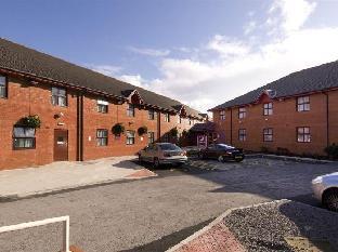 premier inn blackpool beach