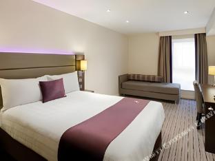 premier inn birmingham city aston