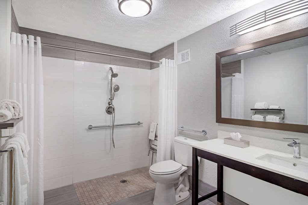 quality inn and suites