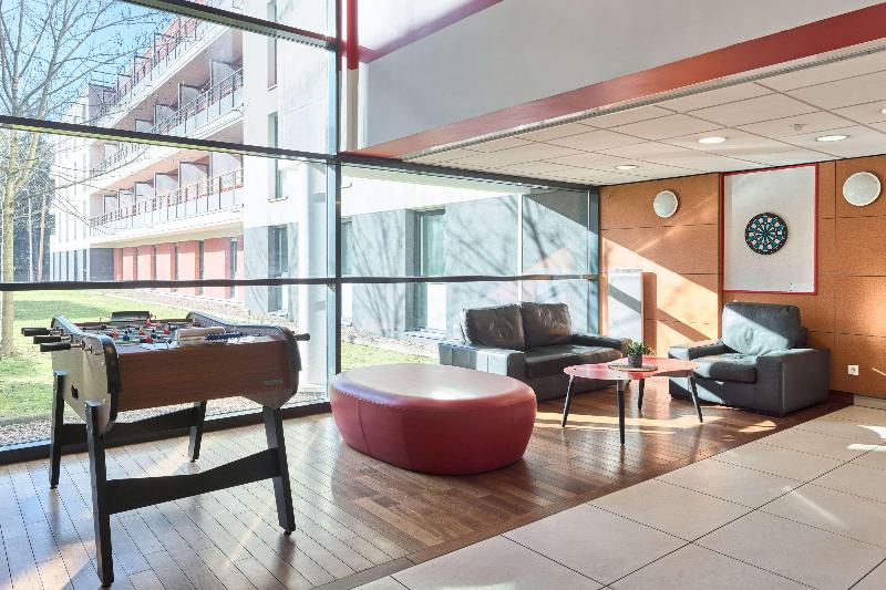 comfort aparthotel versailles saint cyr lecole