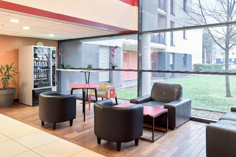 comfort aparthotel versailles saint cyr lecole