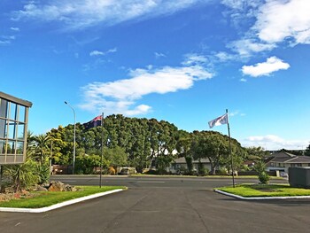 ellerslie palms motel
