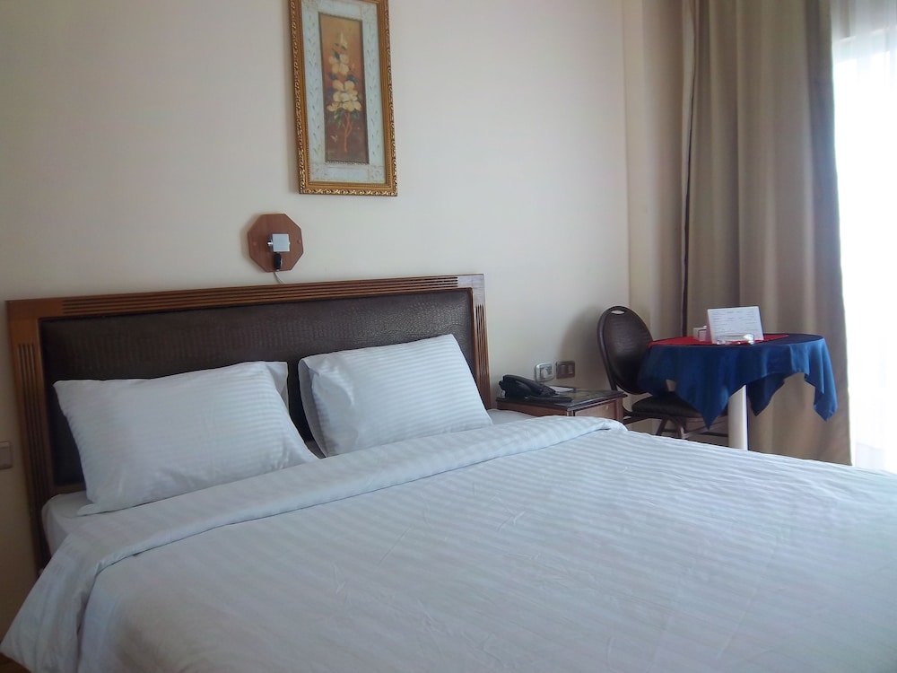 aghadeer hotel