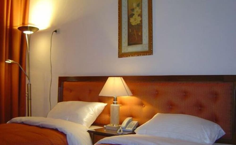aghadeer hotel