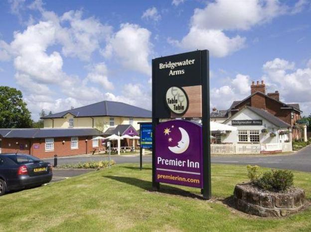 premier inn shrewsbury north harmer hill