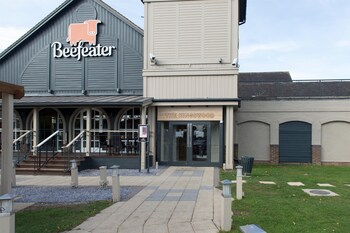 premier inn hull north