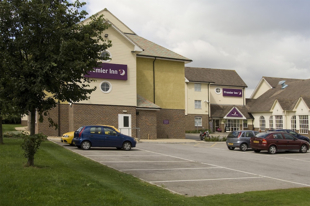 premier inn hull north