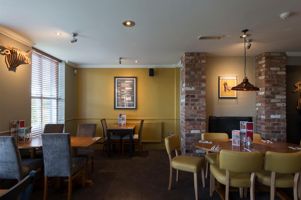 premier inn hull north