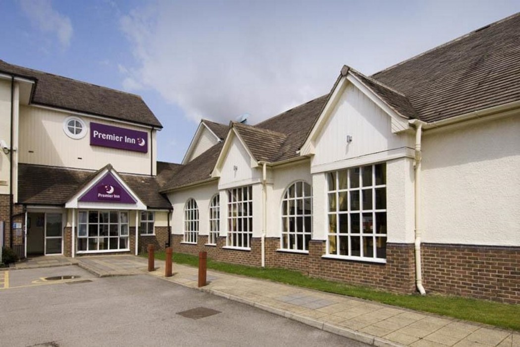 premier inn hull north
