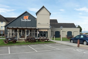 premier inn hull north