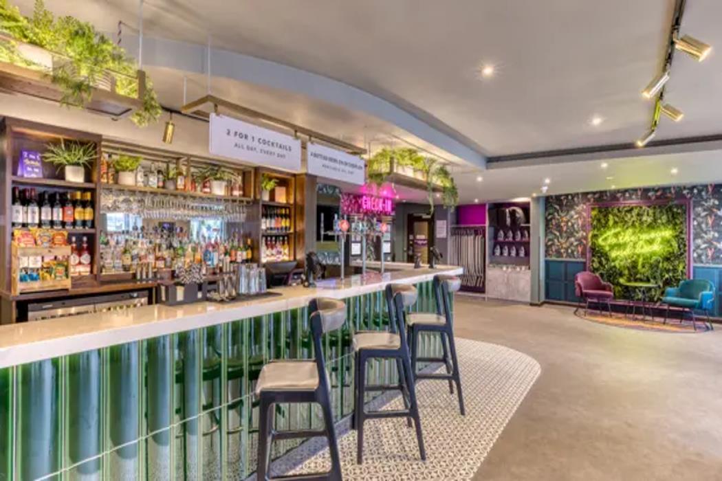 premier inn poole north