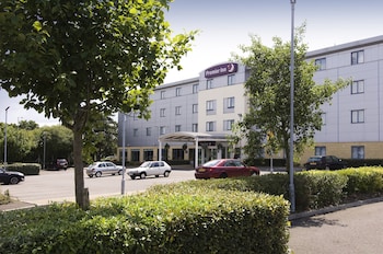 premier inn poole north