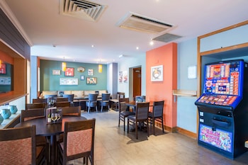 premier inn poole north