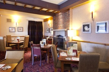 premier inn poole centre holes bay