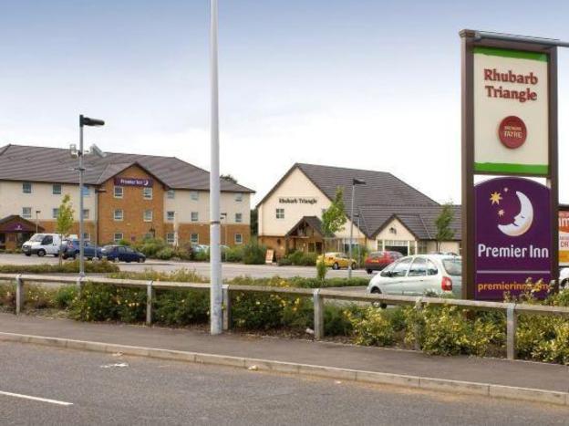 premier inn wakefield city north