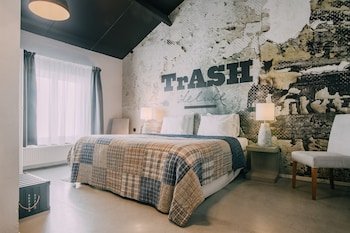 Trash Deluxe,Kerkrade>>Boschstraatkwartier,3 star