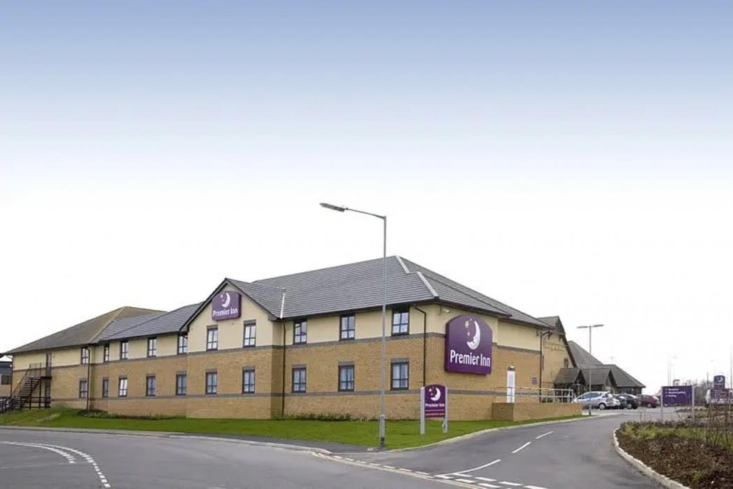 premier inn st neots colmworth park