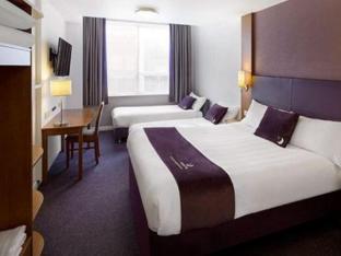premier inn st neots a1 wyboston