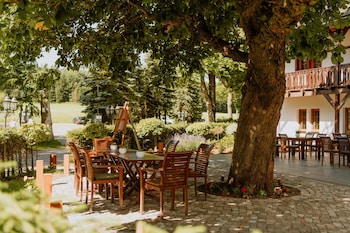 waldhotel kreuztanne