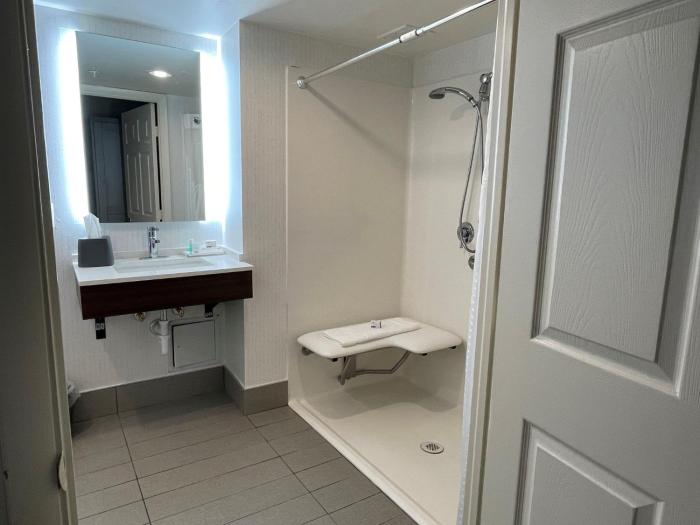 holiday inn lansdale hatfield by ihg
