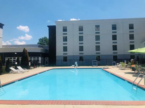 holiday inn lansdale hatfield by ihg