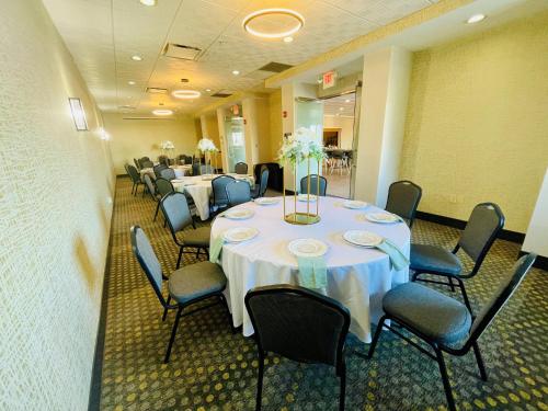 holiday inn lansdale hatfield by ihg