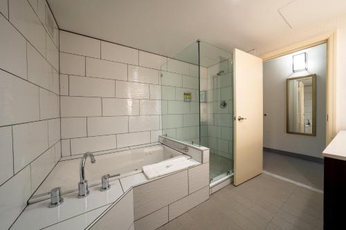 holiday inn lansdale hatfield by ihg