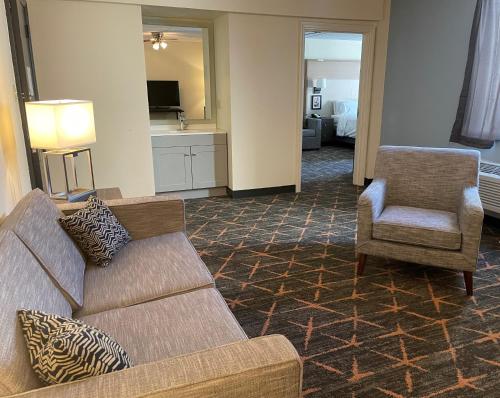 holiday inn lansdale hatfield by ihg