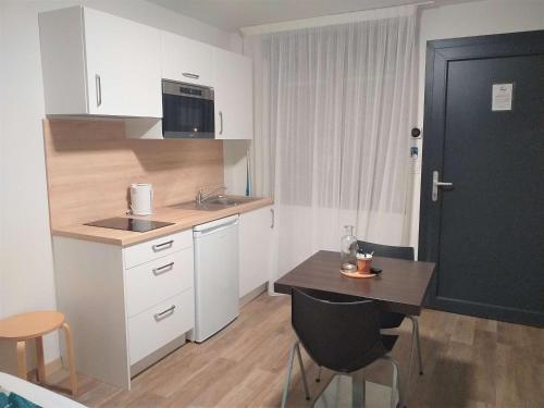 Brit Hotel Granville,Granville>>Donville-Les-Bains,2 star