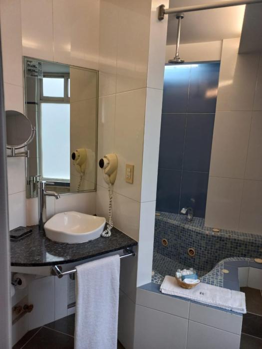 hotel roosevelt condesa