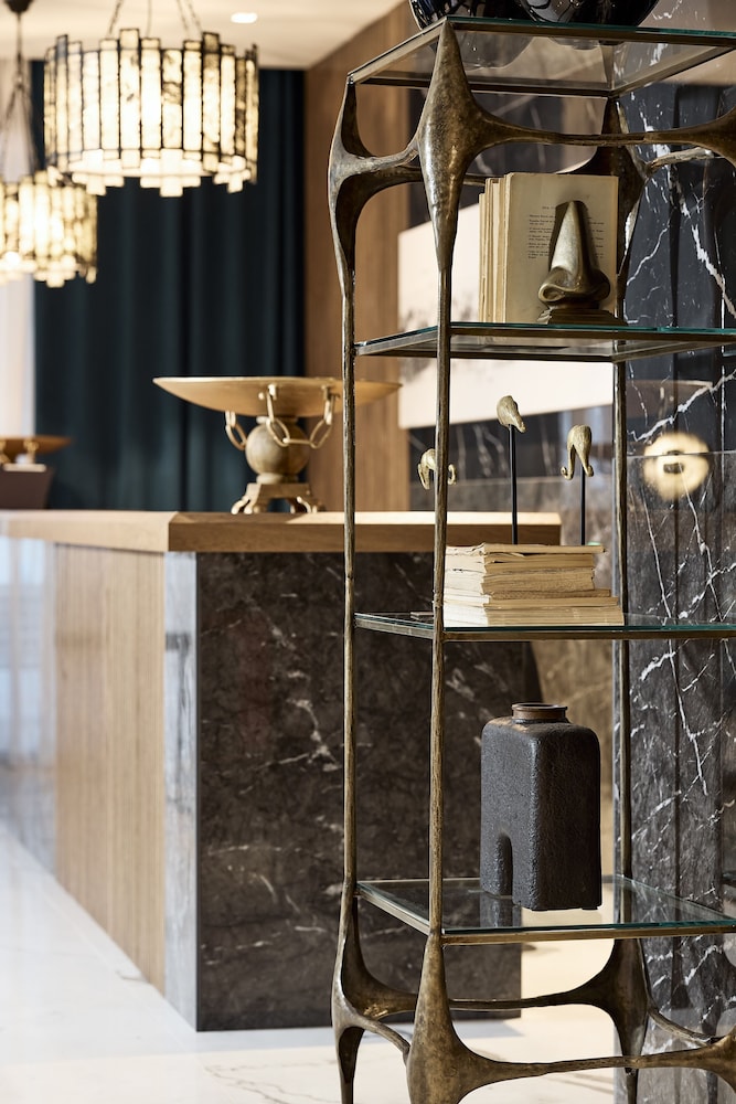 athenarum portus life and style hotel