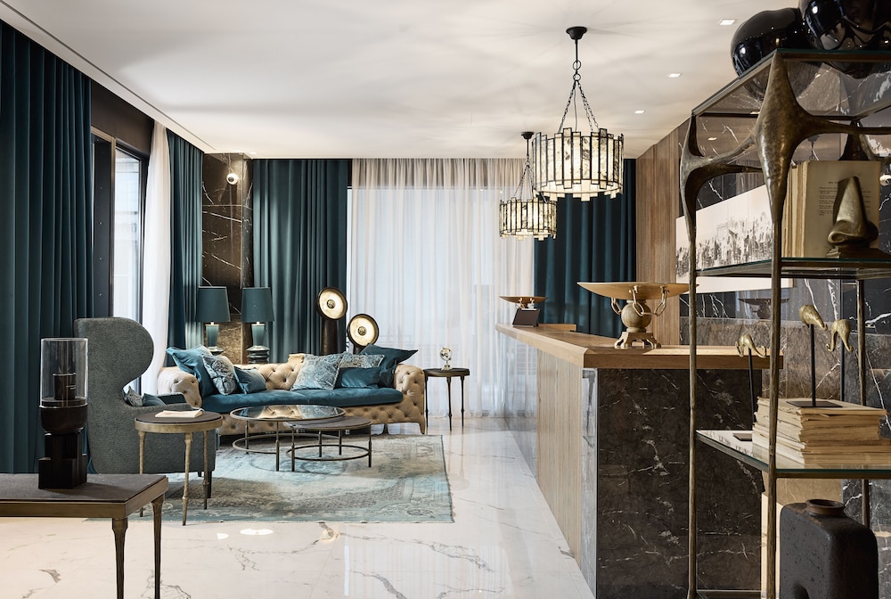 athenarum portus life and style hotel