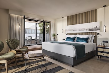 athenarum portus life and style hotel
