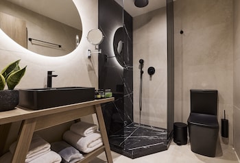 athenarum portus life and style hotel