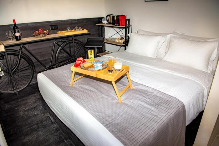 athens muses suites