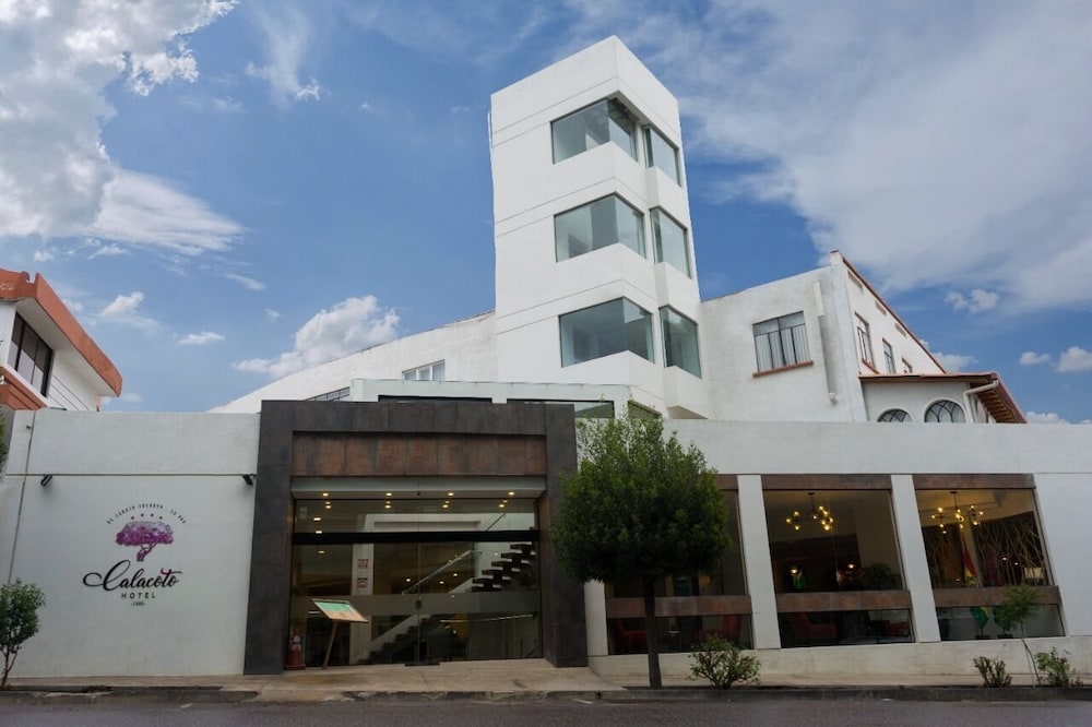 hotel calacoto