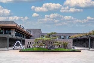 atour hotel dongying financial port