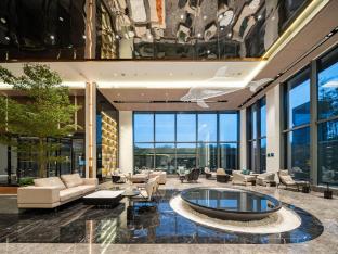 atour hotel dongying financial port